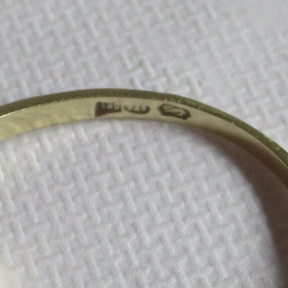 14k Gold, 4 Red Garnet stones, Ring, Czech, Size 6.5 - Picture 5 of 11